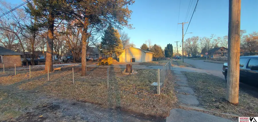 4704 N 14th Avenue, Omaha, NE 68110 - Image #2