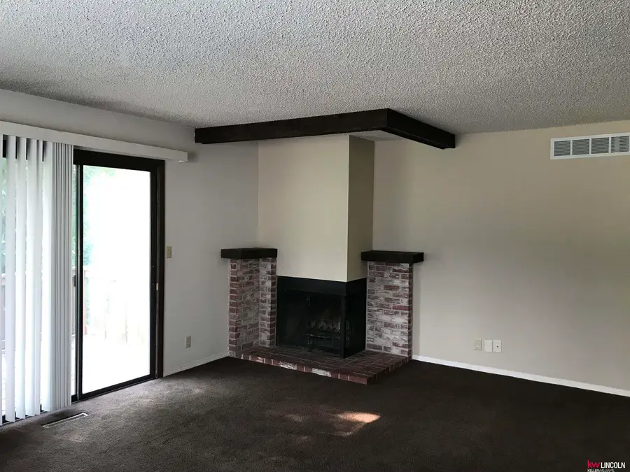 3900 Sweetbriar Lane, Lincoln, NE 68516 - Image #3