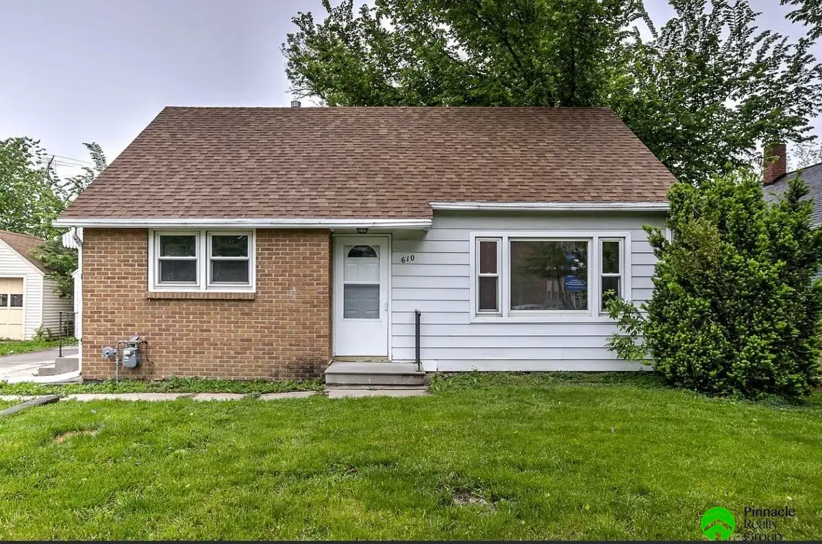 610 S 48th Street, Lincoln, NE 68504 - Image #1