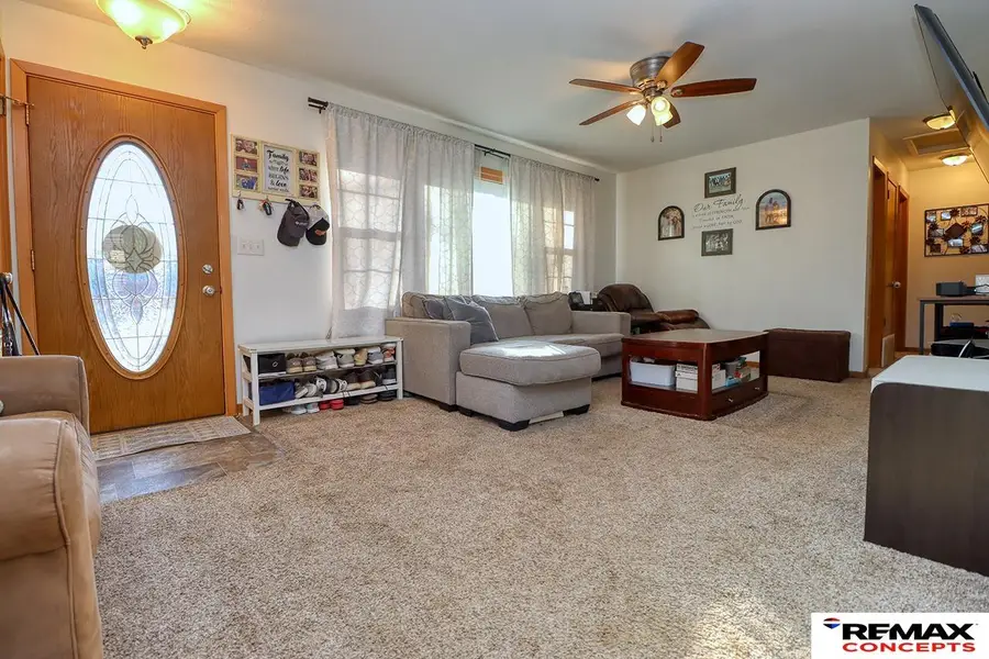 411 Skyway Road, Lincoln, NE 68505 - Image #3