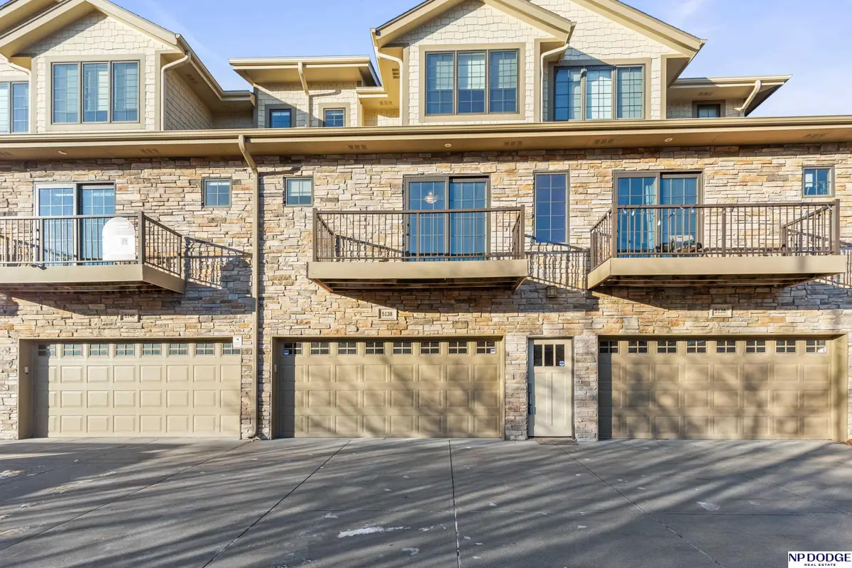 5138 Dodge Street, Omaha, NE 68132 - Image #1