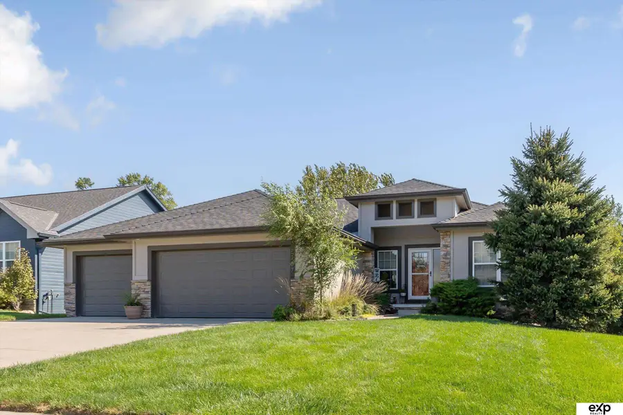 2107 S 197 Street, Omaha, NE 68130 - Image #2