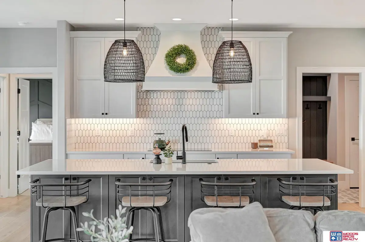 921 N 107th Street, Lincoln, NE 68527 - #1