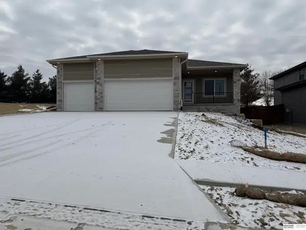 11601 Potter Street, Omaha, NE 68142