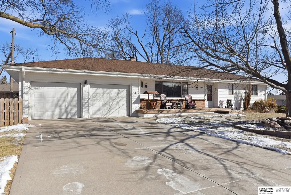 20764 Emmet Street, Elkhorn, NE 68022 - Image #1
