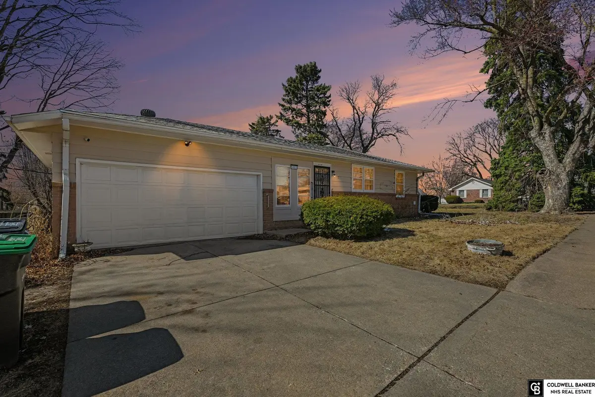 5405 Browne Street, Omaha, NE 68104 - #1