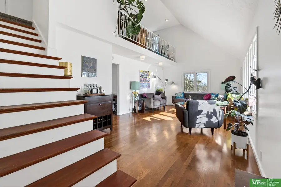 7812 Jackson Street, Omaha, NE 68114 - Image #2