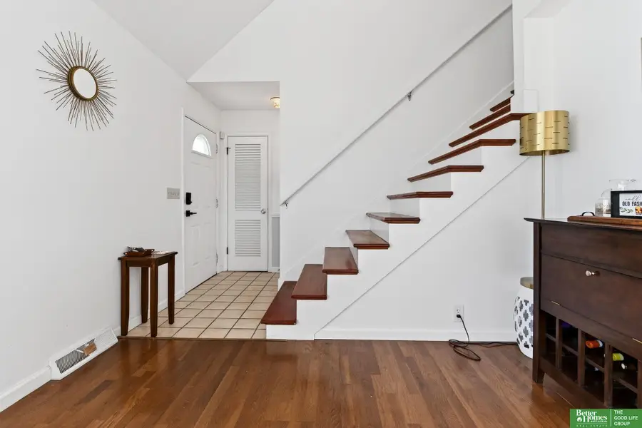 7812 Jackson Street, Omaha, NE 68114 - Image #3