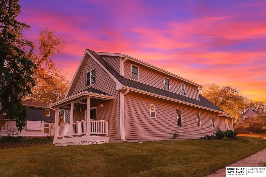 4624 N 37th Street, Omaha, NE 68111 - Image #2