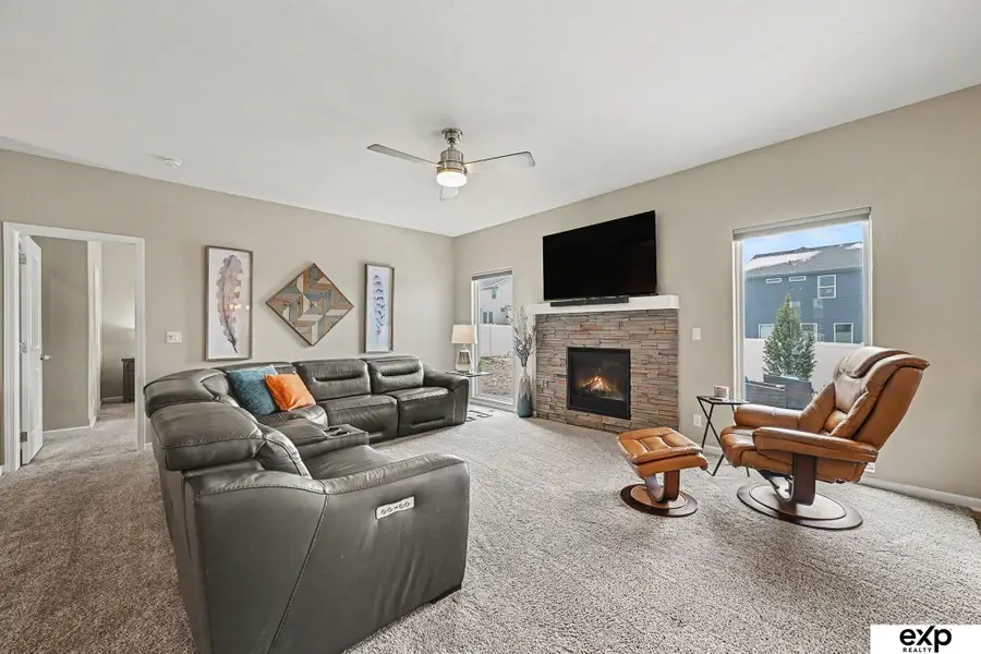 21371 Blaine Street, Elkhorn, NE 68022 - Image #3