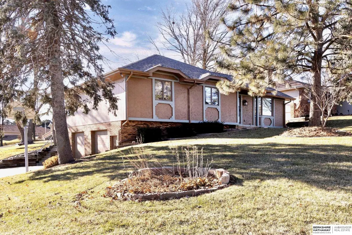 5603 T Street, Omaha, NE 68117 - #1