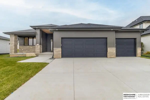 21052 Joseph Street, Elkhorn, NE 68022