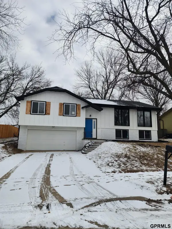 12735 S 38th Street, Bellevue, NE 68123