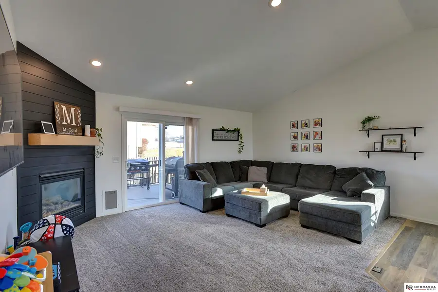 18960 Cinnamon Street, Omaha, NE 68135 - Image #3