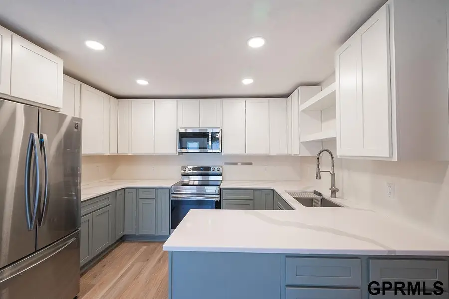 421 Haverford Drive, Lincoln, NE 68510 - #3