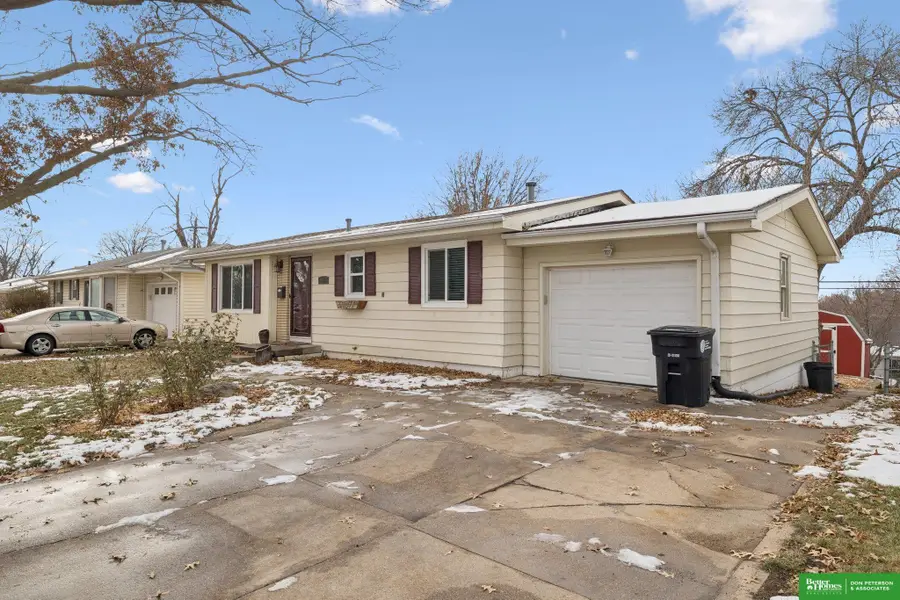 4962 Magnolia Street, Omaha, NE 68137 - #2