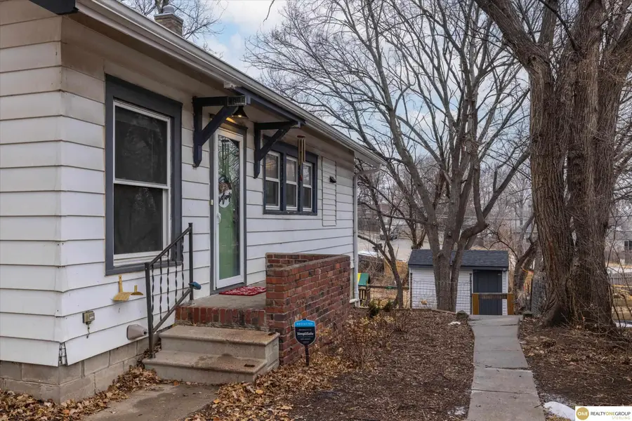 4906 Calvert Street, Lincoln, NE 68506 - #3