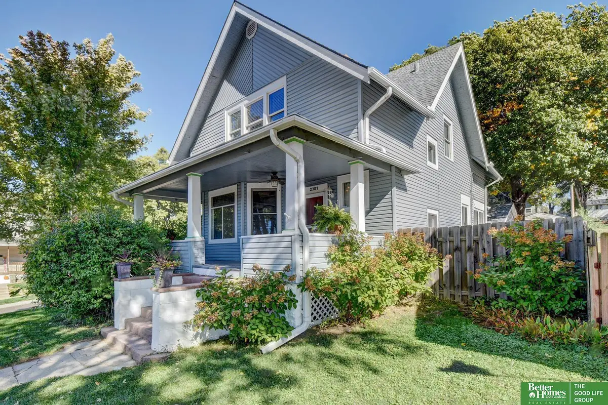 2301 S 35th Avenue, Omaha, NE 68105 - #1