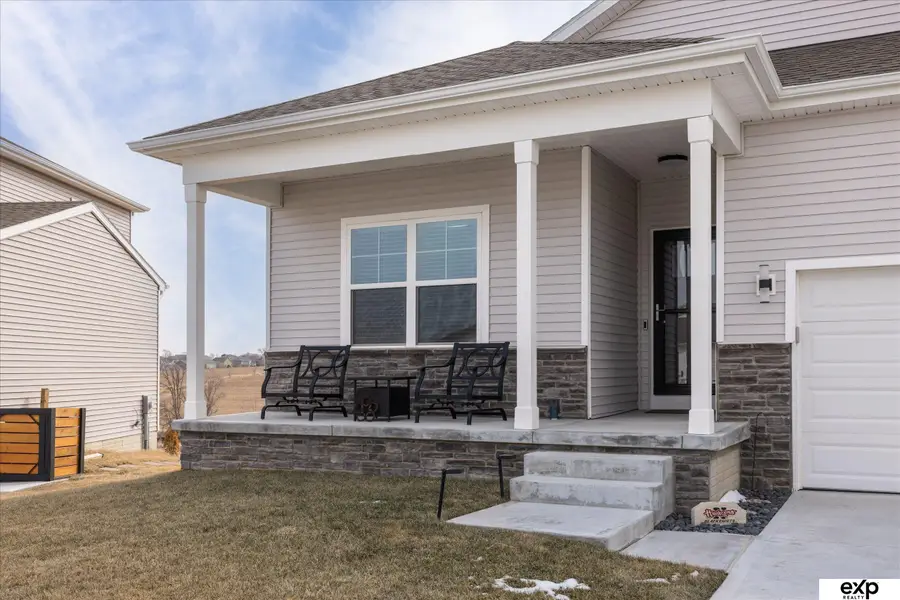 17525 Rose Lane Road, Omaha, NE 68136 - Image #2