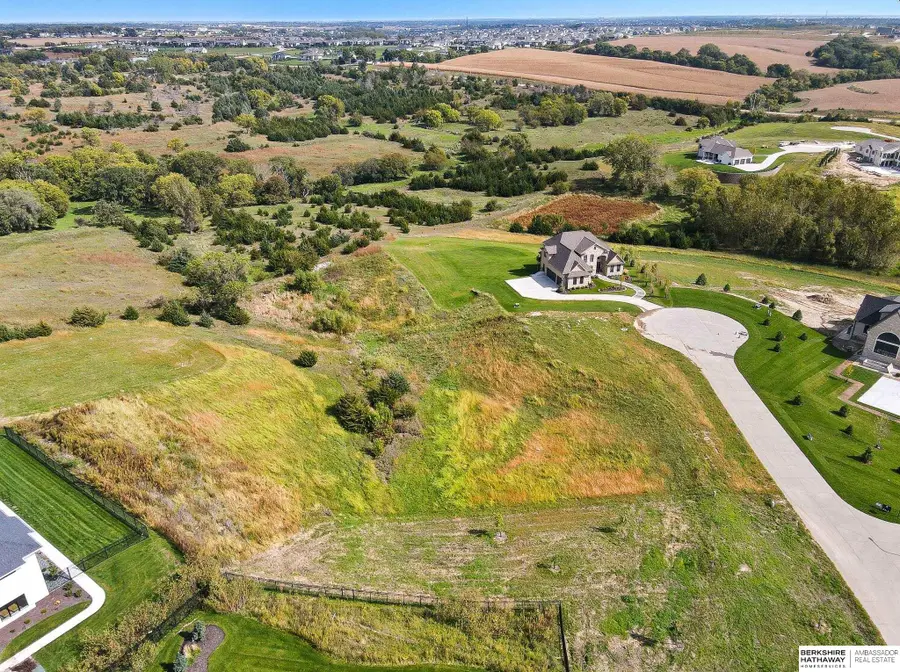22426 N Plaza Circle, Elkhorn, NE 68022 - Image #2