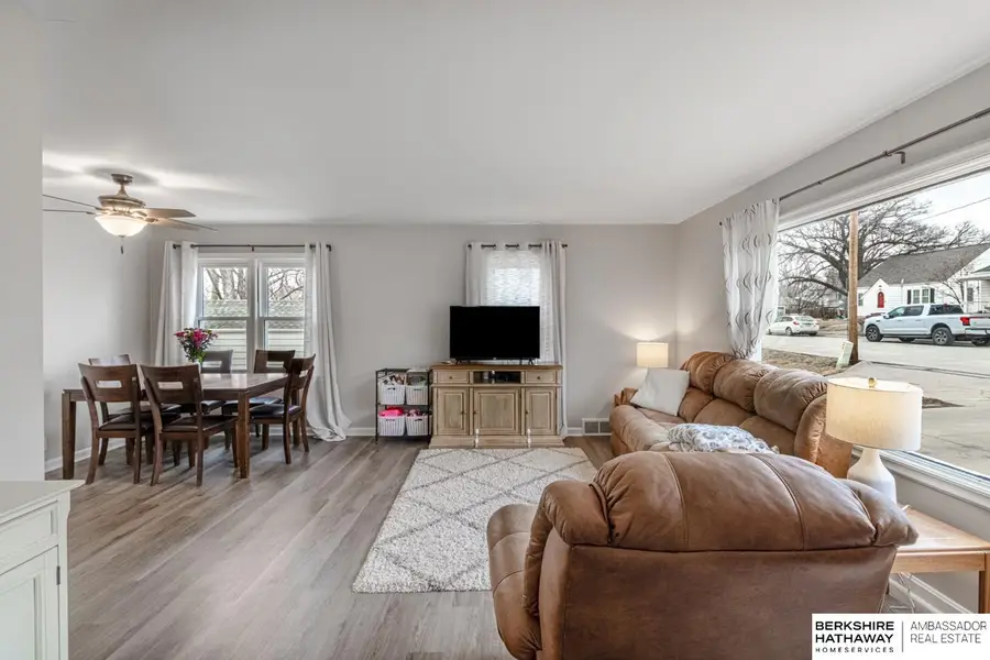 3210 N 205 Street, Elkhorn, NE 68022 - Image #2