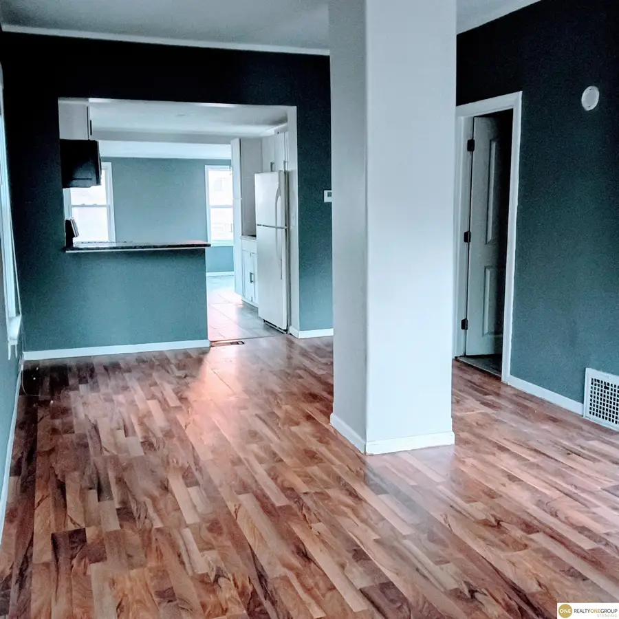 2305 S 21st Street, Omaha, NE 68108 - #2