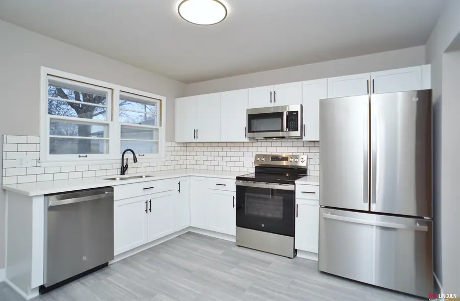 1617 N 58th Street, Lincoln, NE 68505 - Image #3