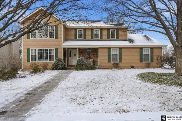 4648 Happy Hollow Lane, Lincoln, NE 68516