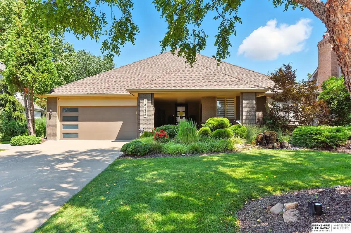 16228 Bancroft Circle, Omaha, NE 68130 - Image #1