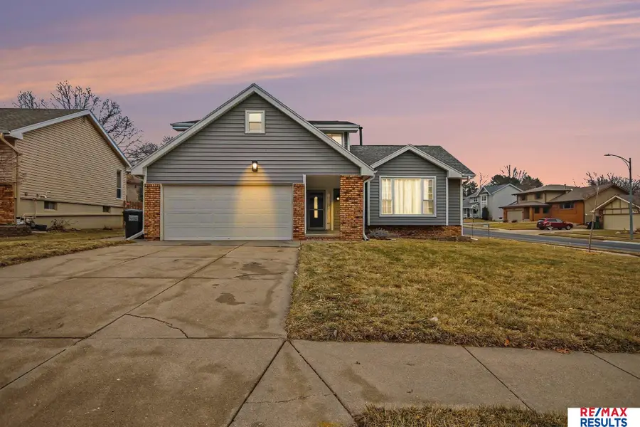 1001 Edgewood Boulevard, Papillion, NE 68046 - #3