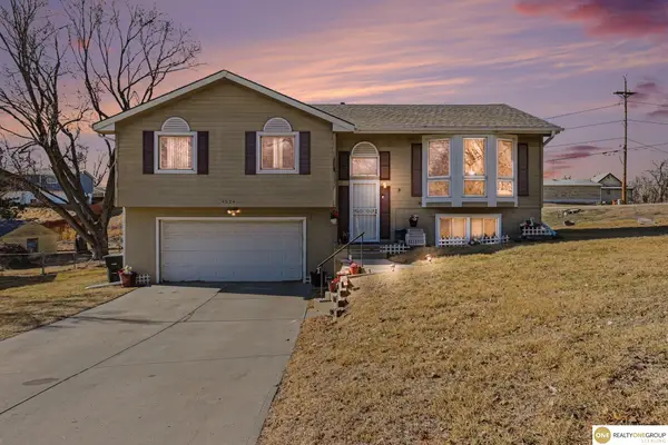 4624 N 61 Street, Omaha, NE 68104