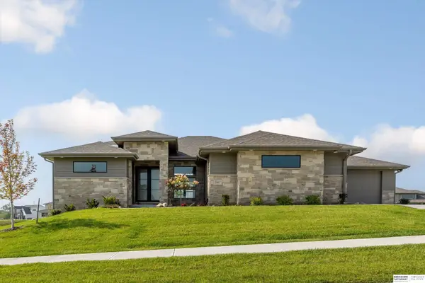 20617 Kansas Avenue, Elkhorn, NE 68022