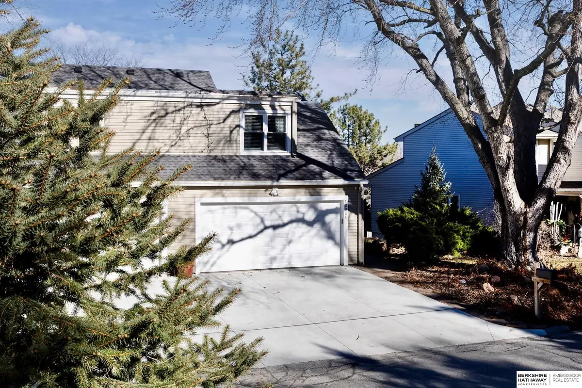 12924 Webster Plaza #B-2, Omaha, NE 68154 - Image #1