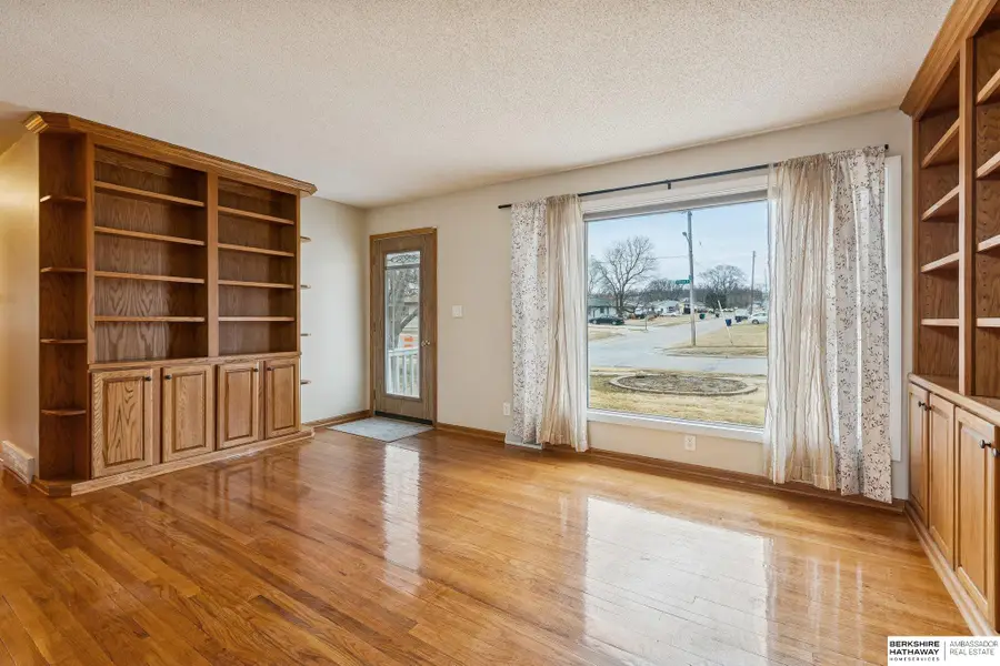 1216 Hillcrest Drive, Bellevue, NE 68005 - #2