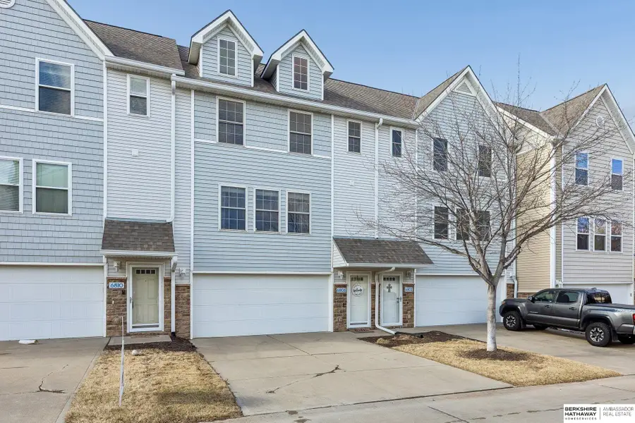 6806 S 182nd Court, Omaha, NE 68135 - Image #2