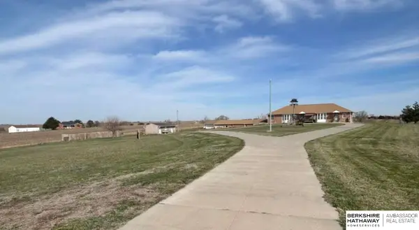 7560 W Stagecoach Road, Crete, NE 68333