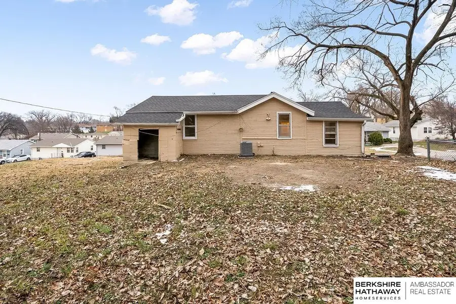 5324 N 46th Street, Omaha, NE 68104 - #3