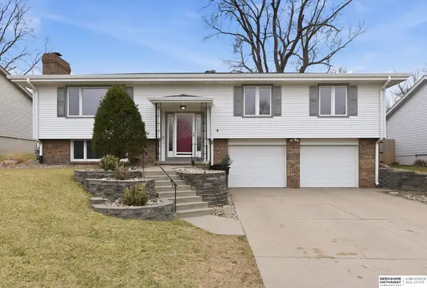 14611 R Street, Omaha, NE 68137