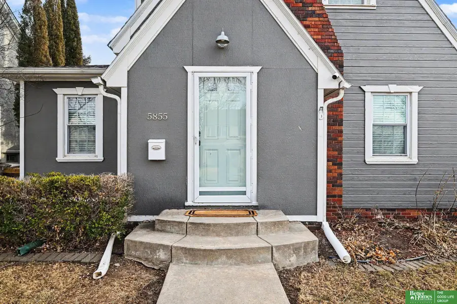 5855 William Street, Omaha, NE 68106 - Image #2