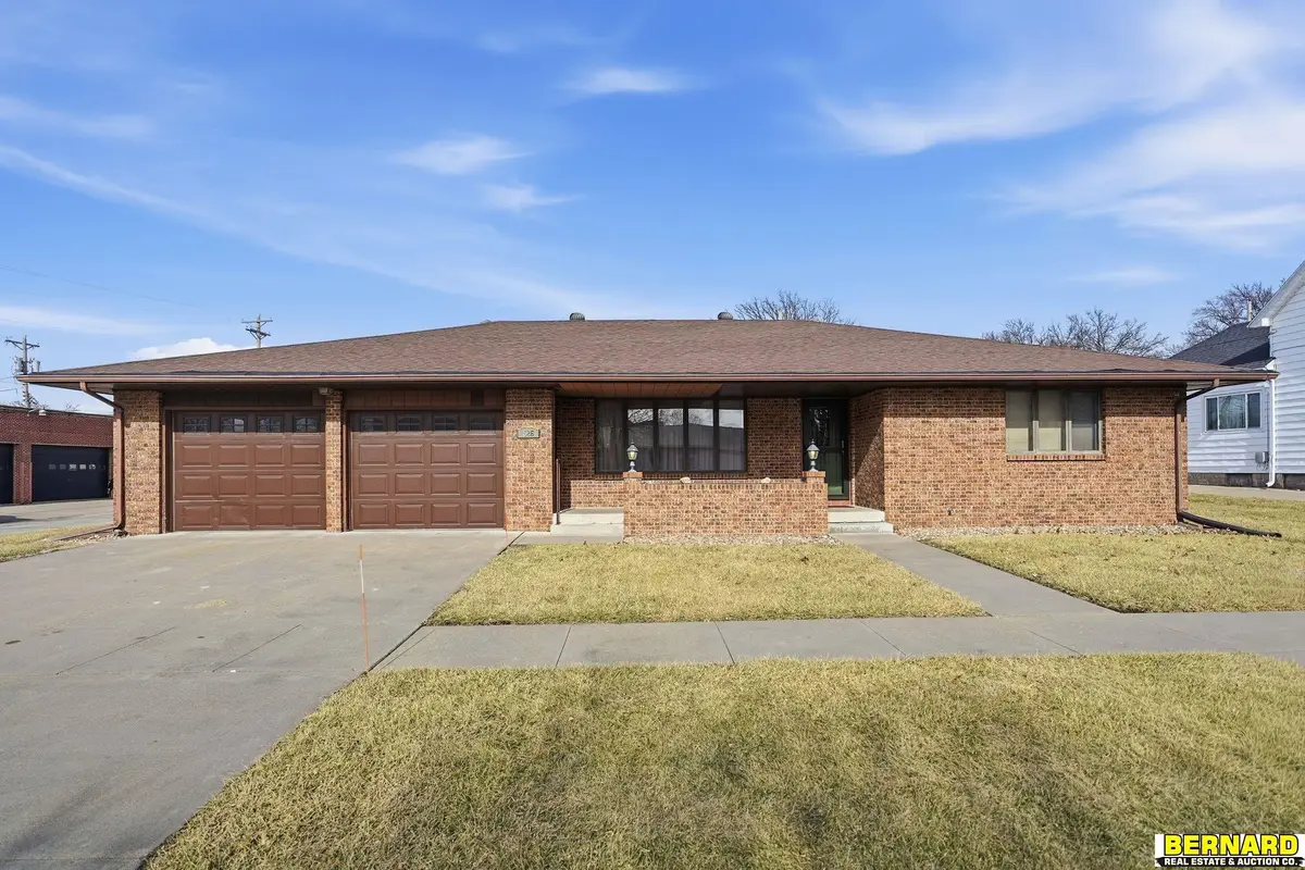 526 4th Street, Syracuse, NE 68446 - #1