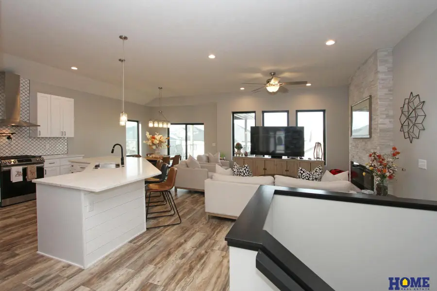 1113 Annabel Avenue, Hickman, NE 68372 - #2