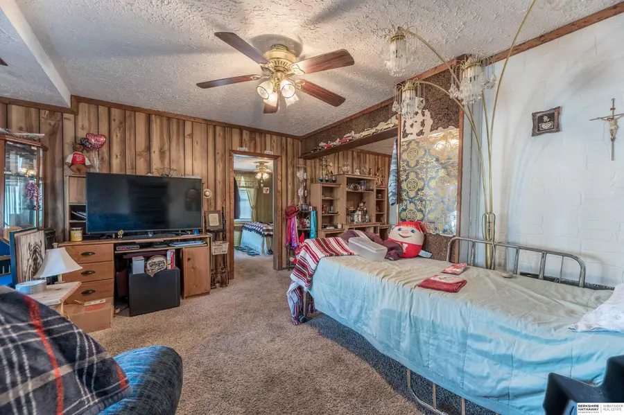 2111 J Street, Omaha, NE 68107 - #3