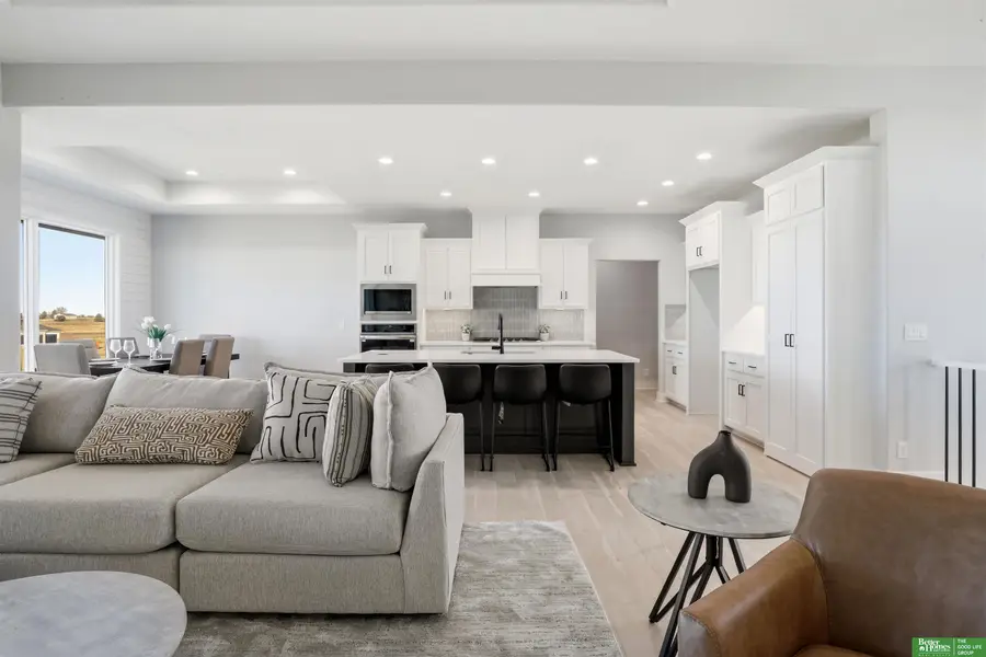 10709 S 219th Avenue, Gretna, NE 68028 - #3