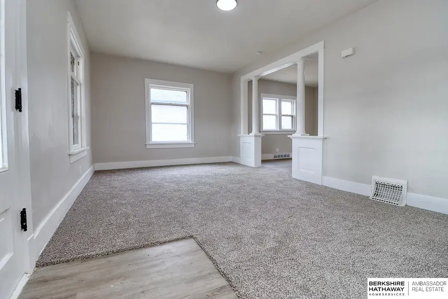 924 Plum Street, Lincoln, NE 68502 - #3