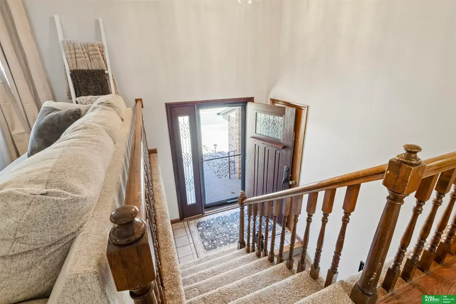 902 Iron Road, Papillion, NE 68046 - #2