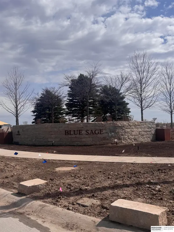 21708 Grover Street, Elkhorn, NE 68022