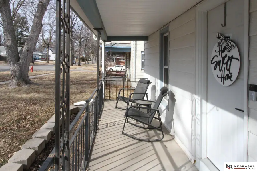 6512 Benton Street, Lincoln, NE 68507 - #3