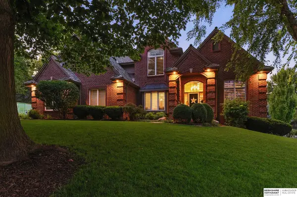 13330 Binney Street, Omaha, NE 68164