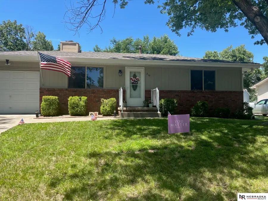 210 Bridger Road, Lincoln, NE 68521 - #2