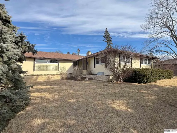 501 N 74th Street, Omaha, NE 68114